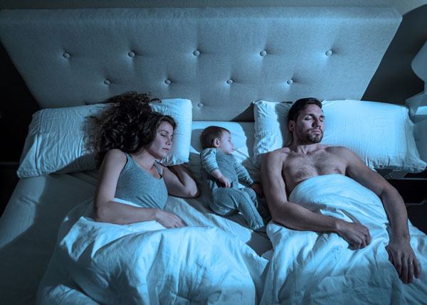 Tidur dan Olahraga Mempengaruhi Ibu Baru Berbeda dari Ayah Baru =